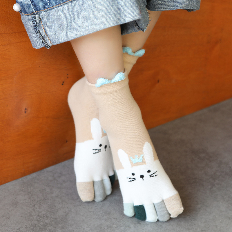 Children Toe Socks In Tube Female Cotton Dongkuan Cartoon Rabbit Warm Toe Socks Sweat